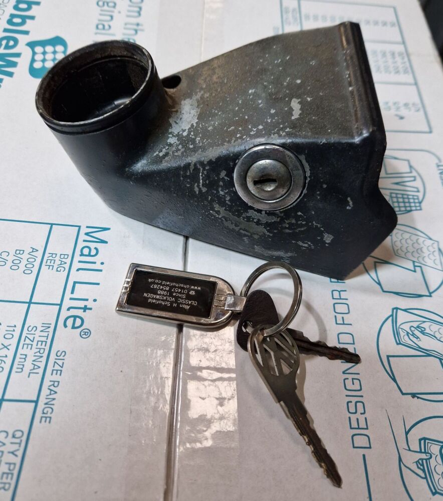 Good used 68-69 ignition housing 211-905-859
