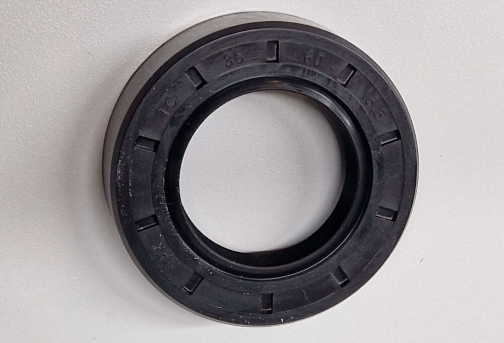 Gearbox Output Flange Seal IRS Beetle 68-79.   113-301-189F