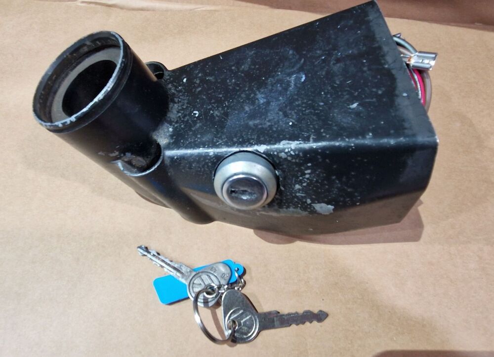 Good Used Ignition Housing 1973 Bay Window 211-905-859C