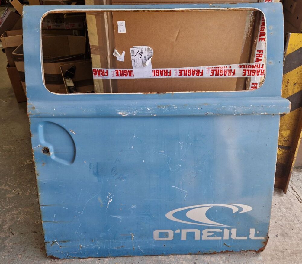 Repairable Sliding Door 70-73 RHD   224-843-105 X