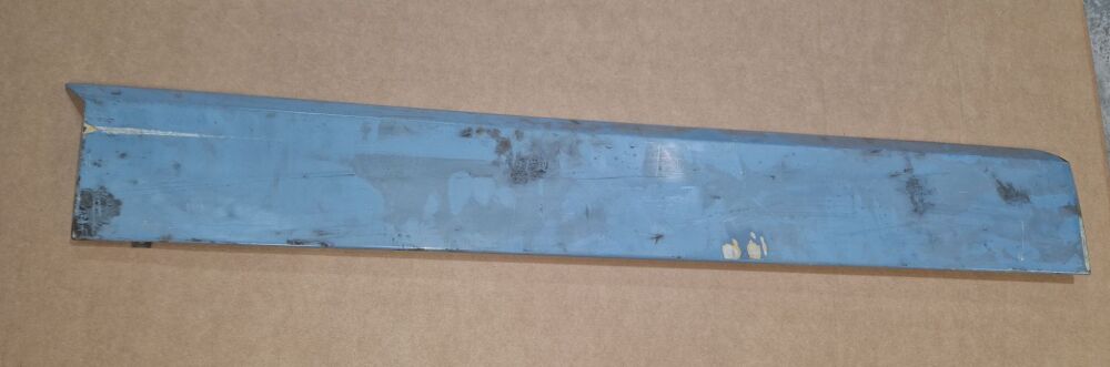 Sliding Door Track Cover Left, RHD 1980-1990  252-843-797