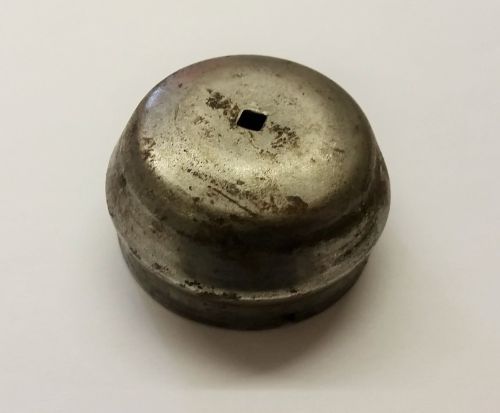 Grease Cap Left ->63. 211-405-691