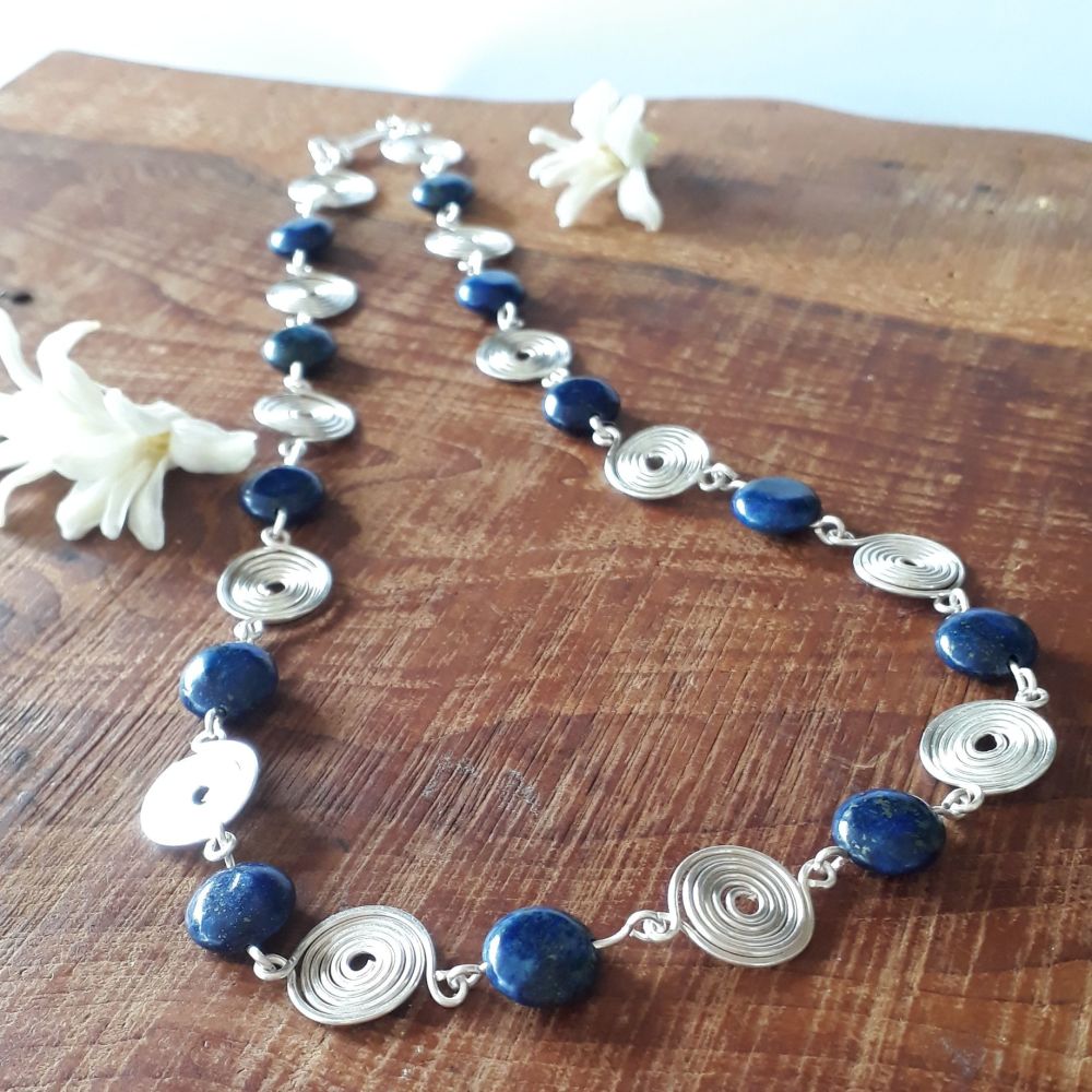 8 Lapis Lazuli and silver spirals necklace