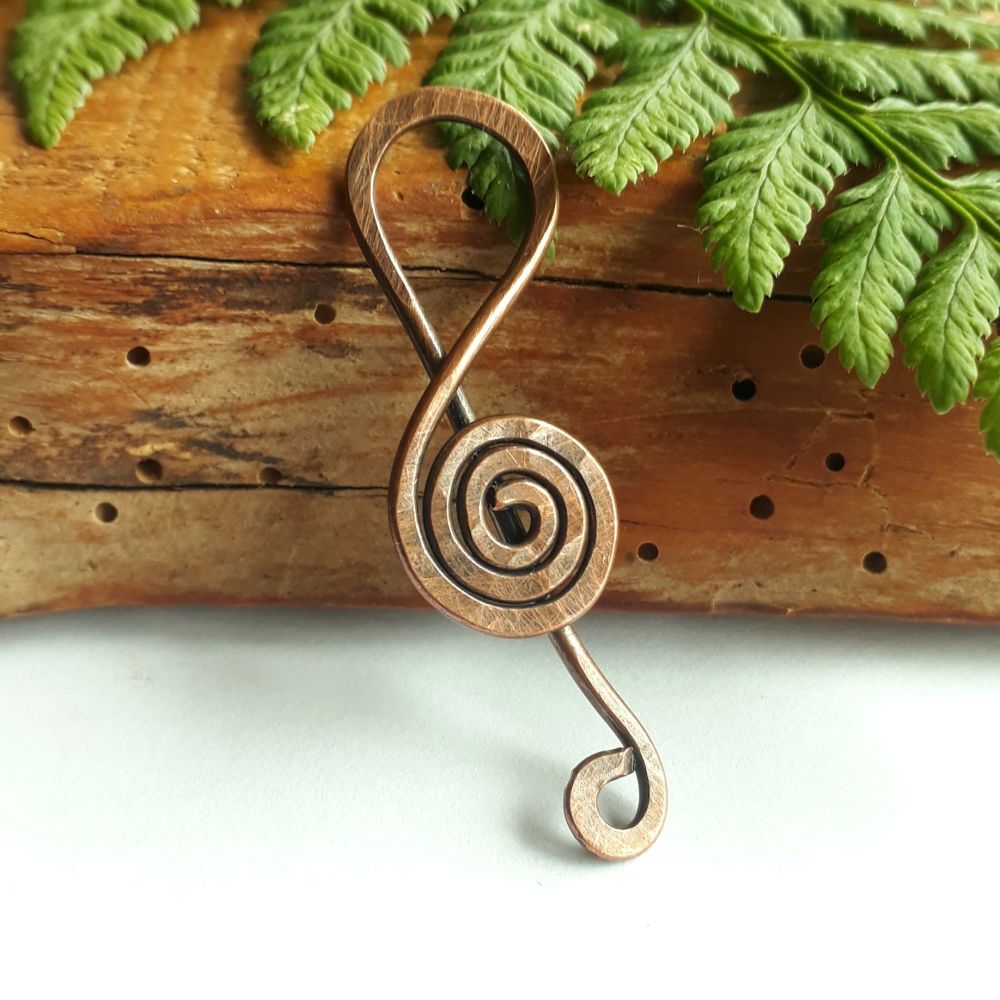 Copper music note pendant