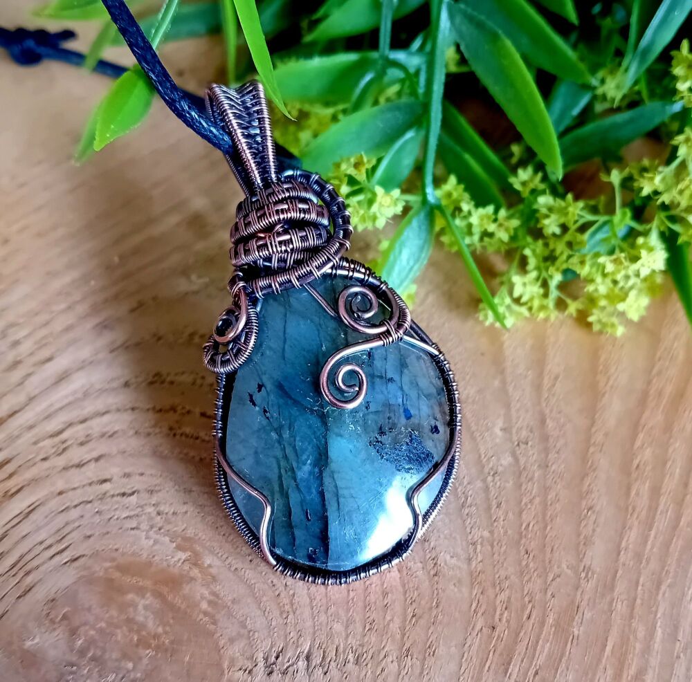 Labradorite and Copper Wire Wrapped Pendant