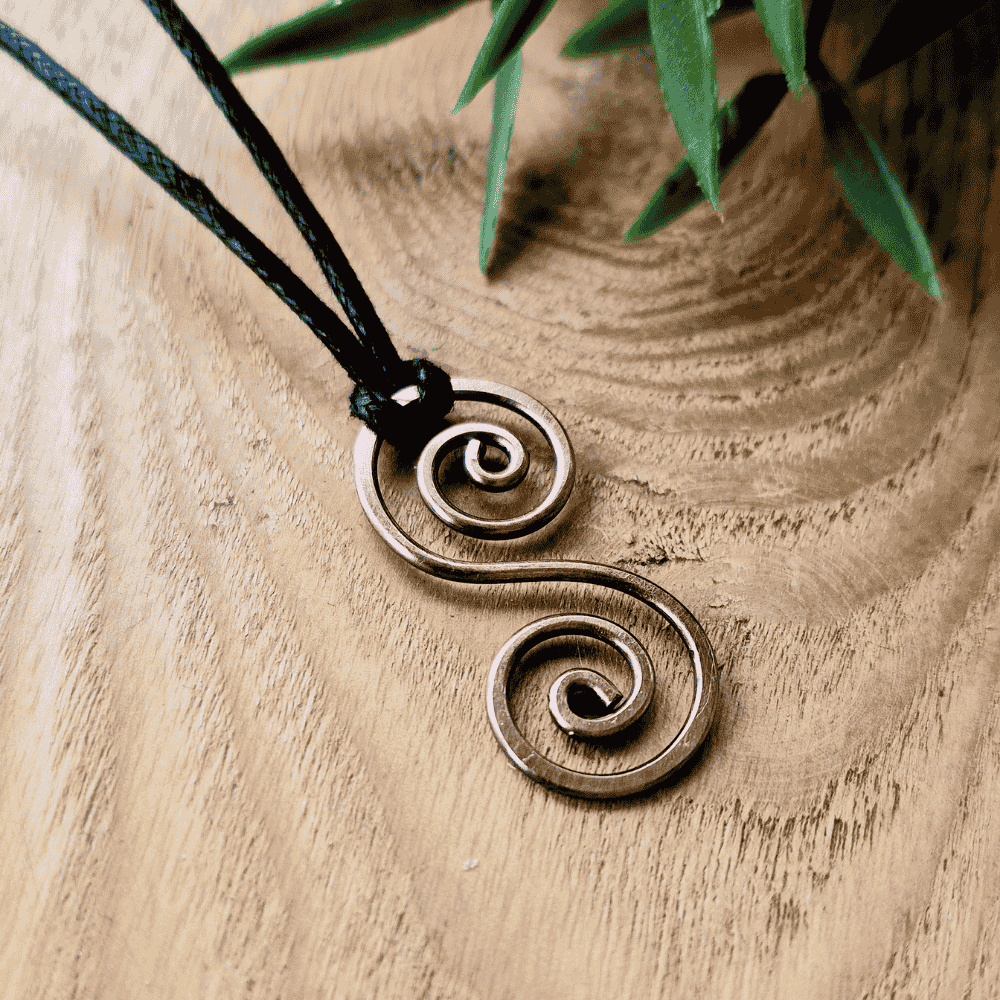 Celtic copper spiral pendant necklace