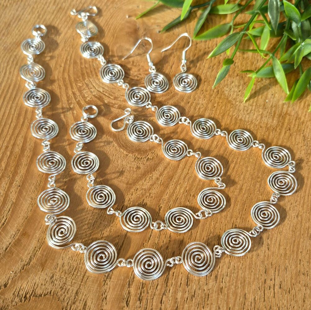 1 Open spiral Set Necklace Bracelet and Earrings