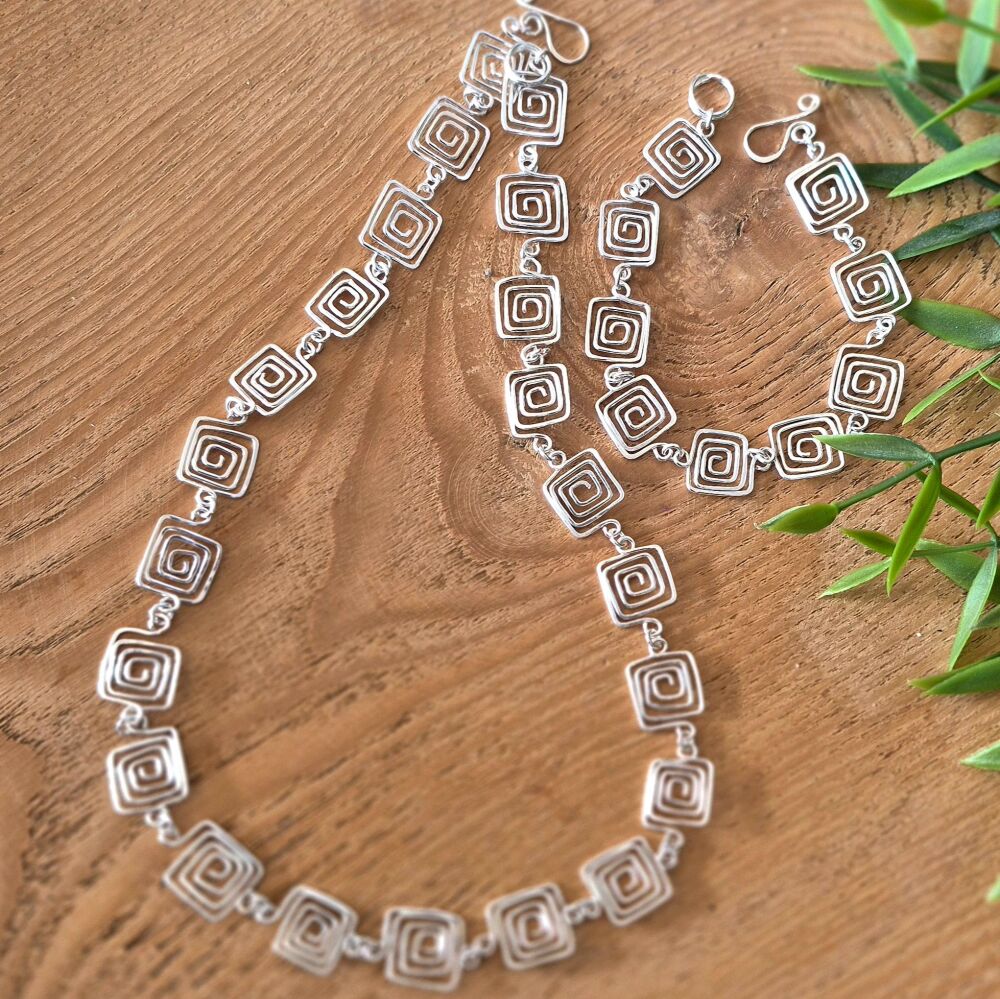 Square Silver Spiral Set Necklace and Bracelet