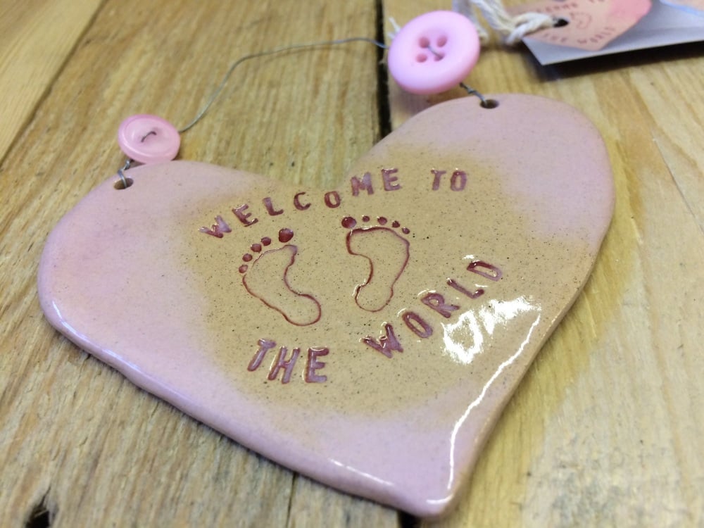 welcome to the world hanging heart / calon i hongian