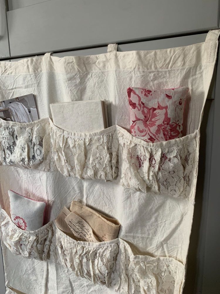 Linen and lace organiser