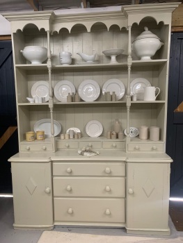 Vintage country house dresser