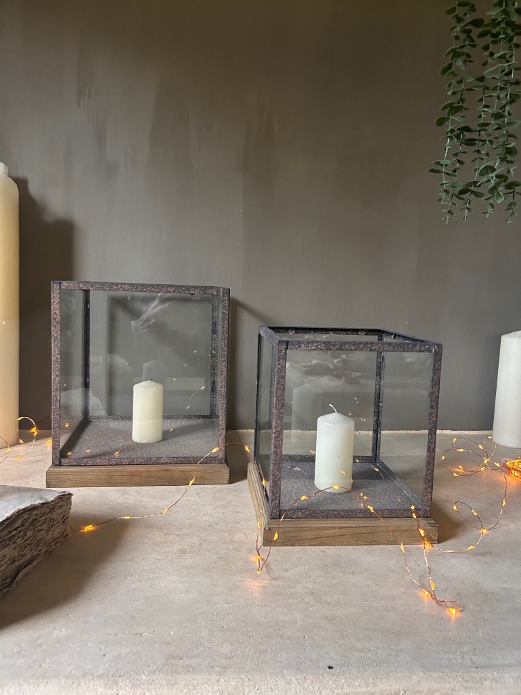 Candle lantern