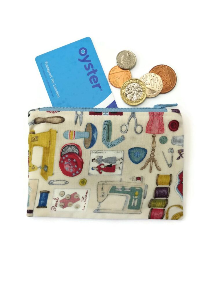 Sewing Notions Zipped Purse