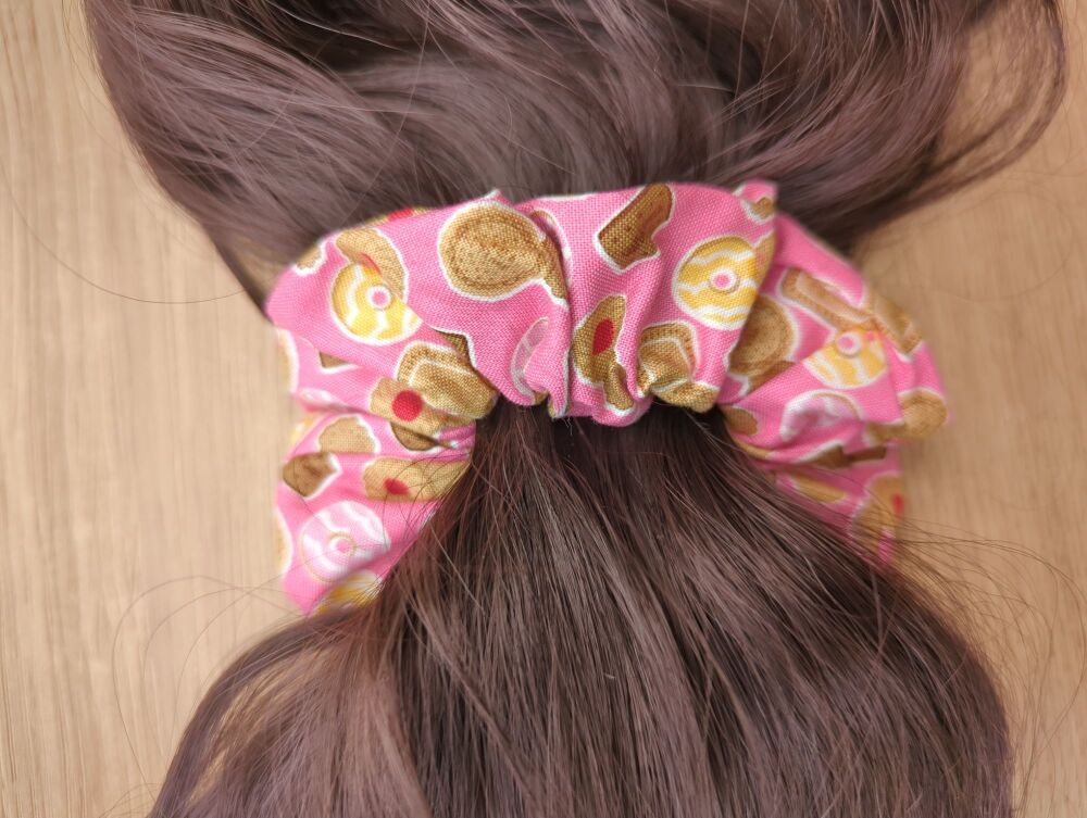Small Biscuits Scrunchie
