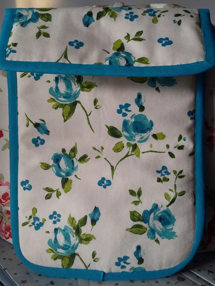 Only 1 remaining - now reduced Tablet cover - Turquoise Rose