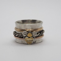 bee_twiddle_ring