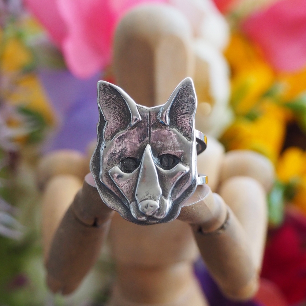 Sterling silver ring with fine silver fox head