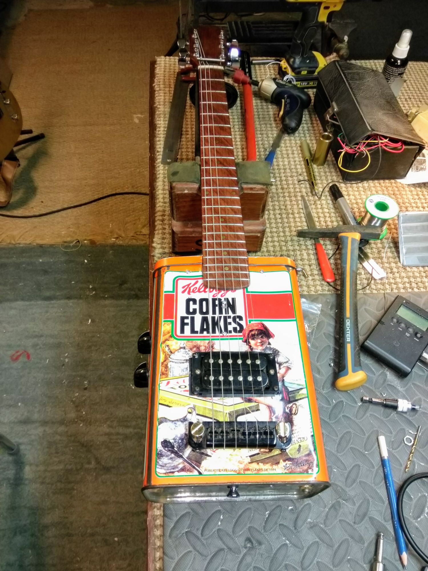 Cornflake Guitar