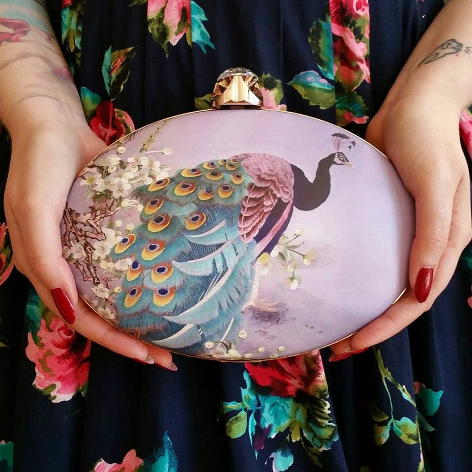 Dancing Days by Banned - The Amara Peacock Clutch in Lilac