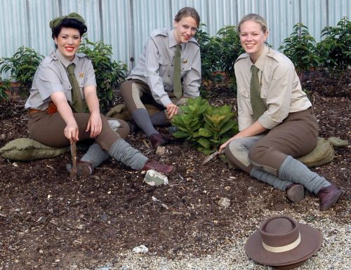 1940slandgirls