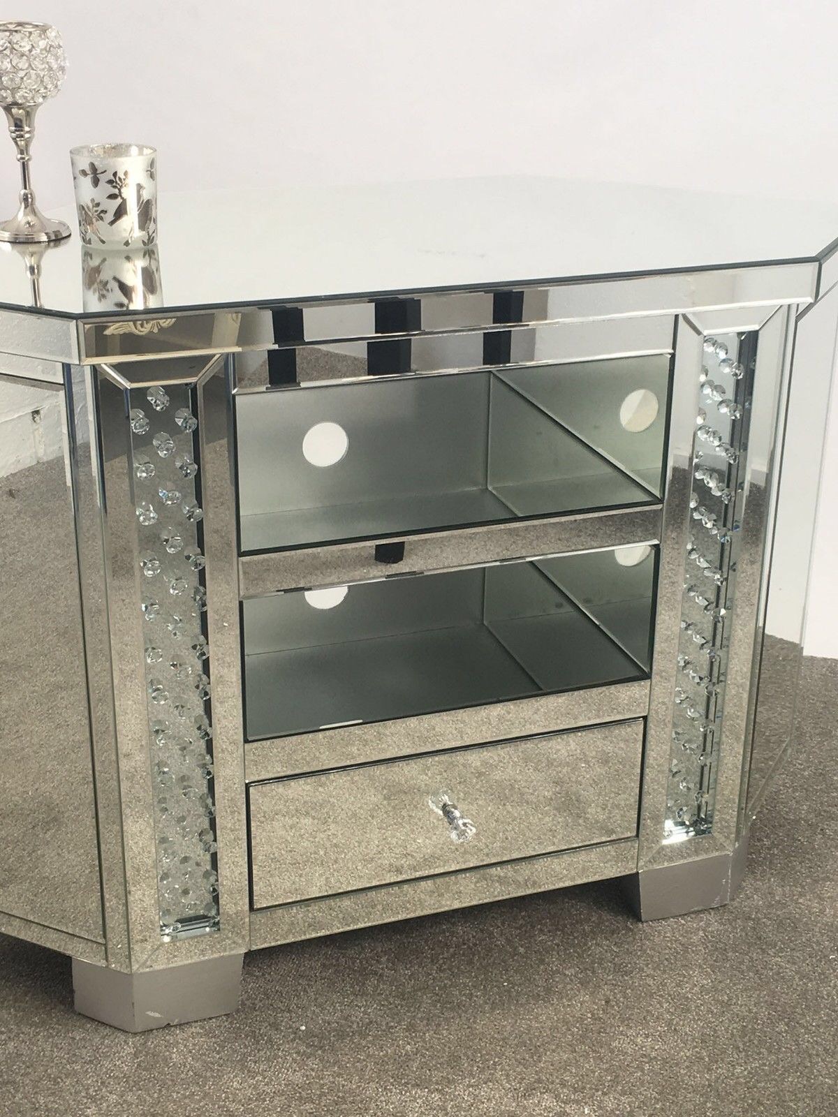 Floating Crystals Mirrored Corner High TV Entertainment Unit Free