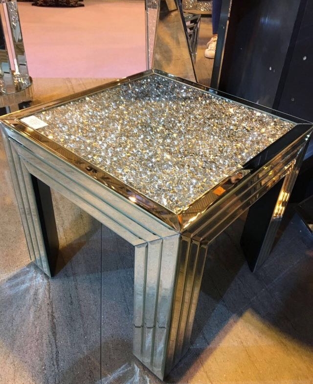 *Diamond Crush Crystal Sparkle End Table / Lamp Table item in stock