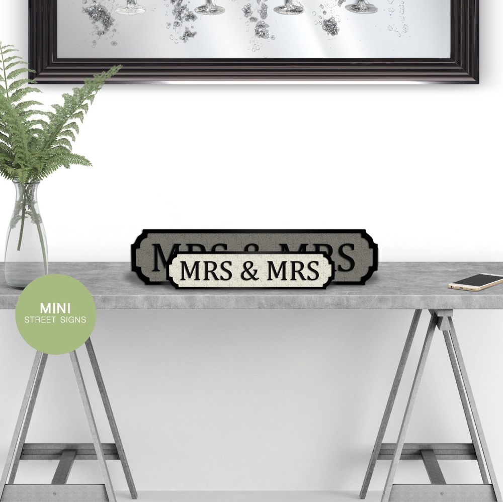 Mrs & Mrs Mini Street Sign