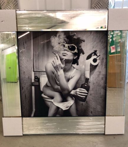 Mirror framed