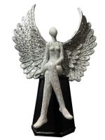*Angel Wings Sitting Lady Cross leg in Sparkle Silver 