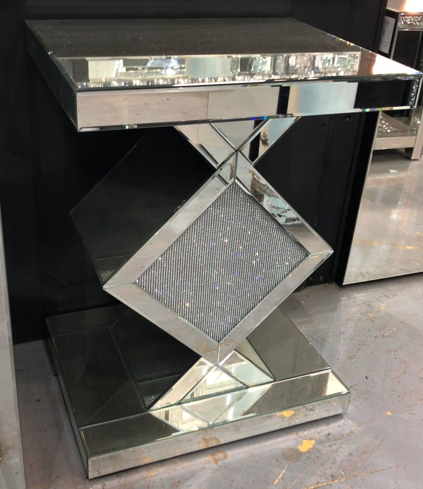 Glamour Sparkle Mirrored Diamond Shaped Lamp Table