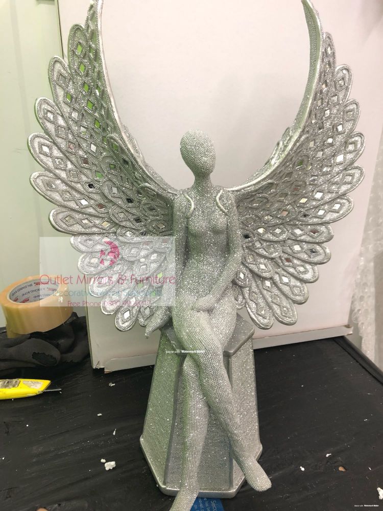 # Angel Wings Sitting Lady Cross leg in Sparkle Silver
