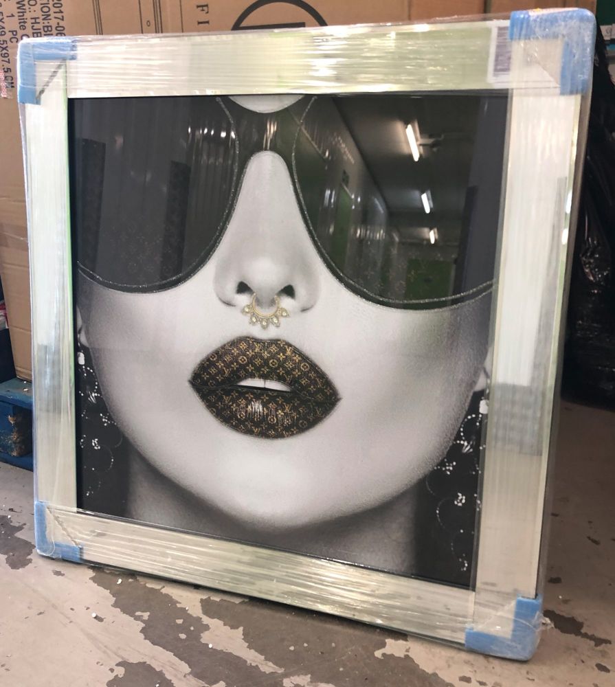 Media Art louis Vuitton Lips Mirror Framed sparkle Art 85cm x 85cm 