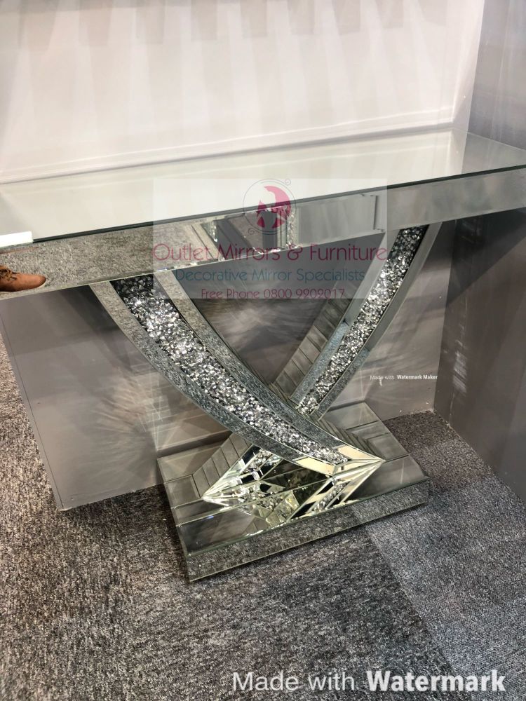 *Diamond Crush Crystal Curve Console Table 90cm in stock for fast delivery