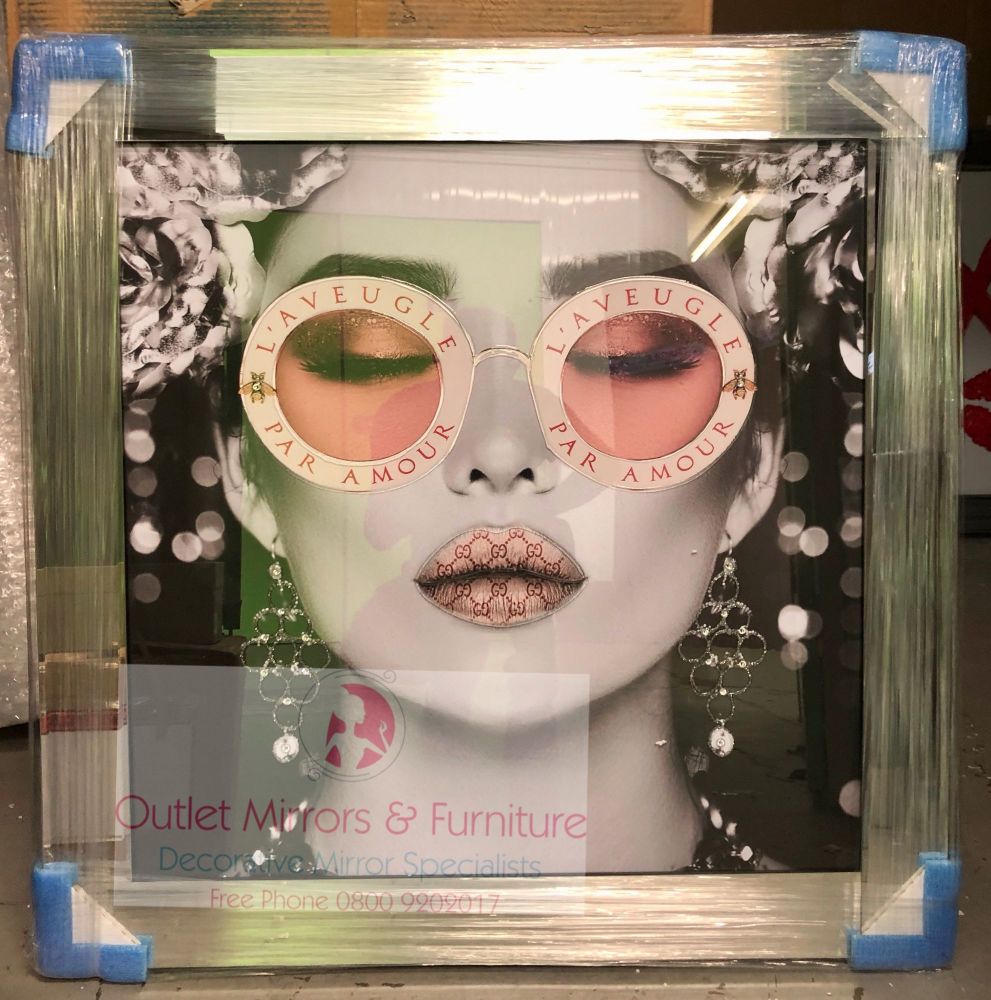 Media Art L'aveugle Par Amour Pink Lips Mirror Framed sparkle Art 85cm x 85