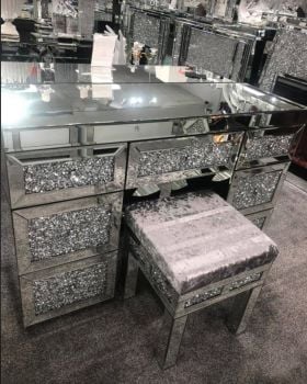 * Diamond Crush Mirrored 7 Draw Dressing Table  in stock