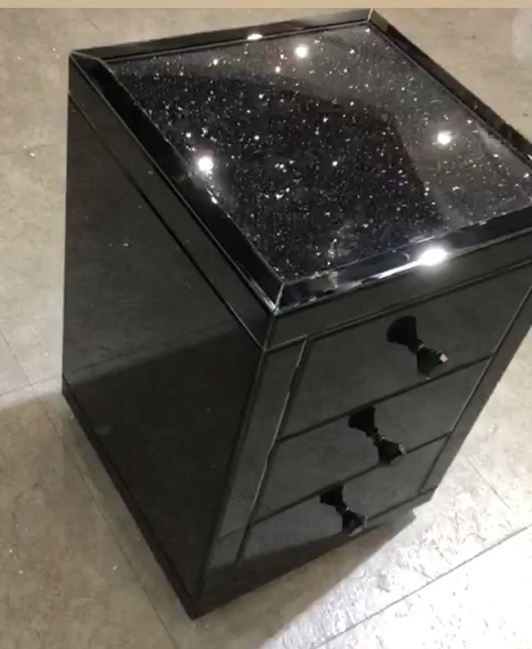 * Monica Diamond Crush Mirrored Black 3 Draw Bedside Chest with a Diamond crush Top