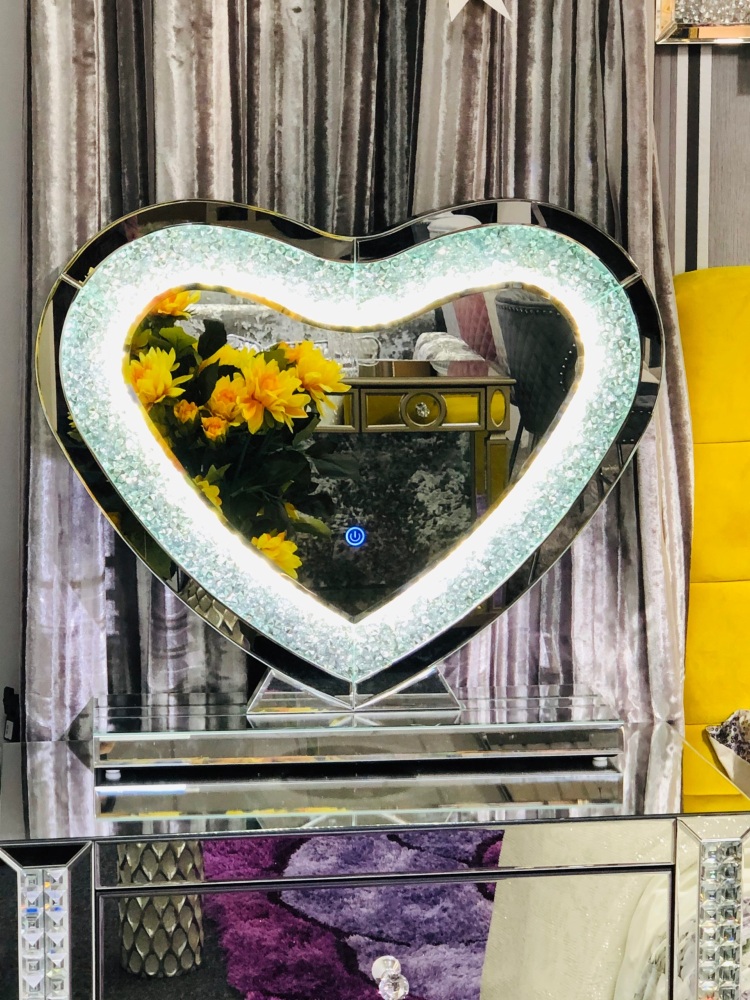 * New Diamond Crush Sparkle LED Heart Wall Dresssing Table Mirror 