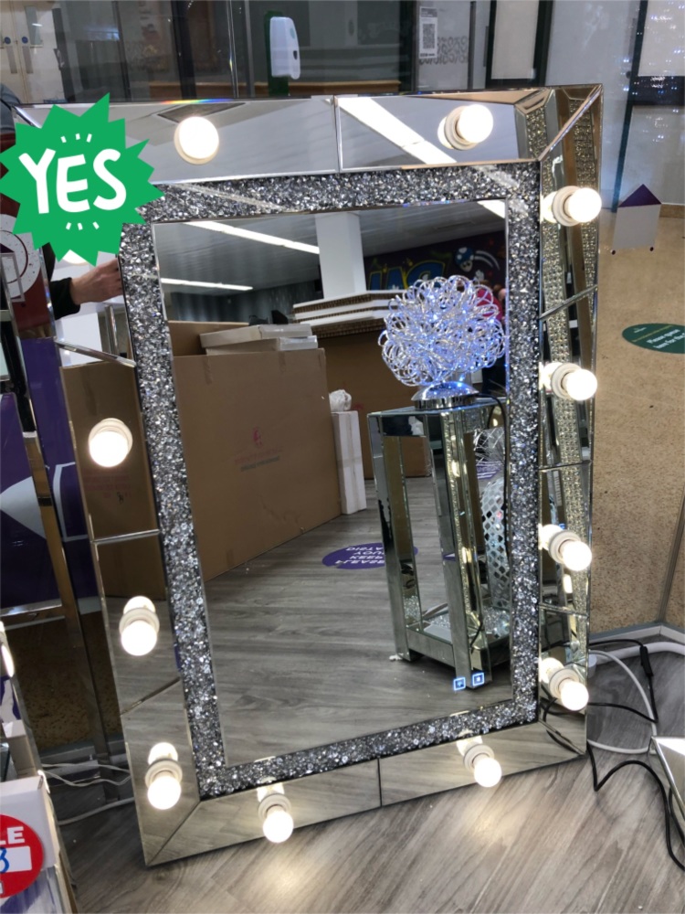 * Diamond Crush sparkle  Hollywood Mirror with bluetooth speaker, Time, Temp Gauge -   114cm x 80cm  Special offer in stock with free bulbs COLLECTION