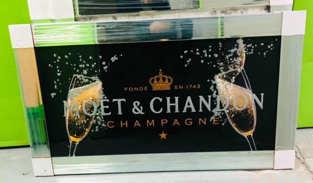 ** Moet Champagne Black and Gold with Flutes Glitter Art in a Mirrored Frame ** 114cm x 65cm