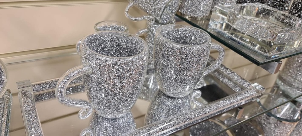 " New Diamond Crush Drinks Mugs  Large - item in stock pair of 2