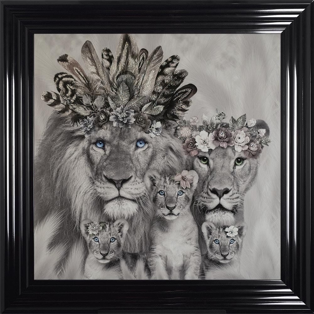 # Lion King, Queen & 3 Cubs in a Choice of Frame colours & 4 size options