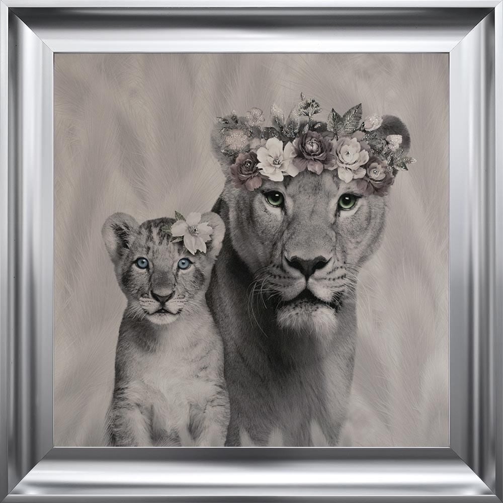 # Lion Queen & 1 Cub in a Choice of Frame colours & 4 size options