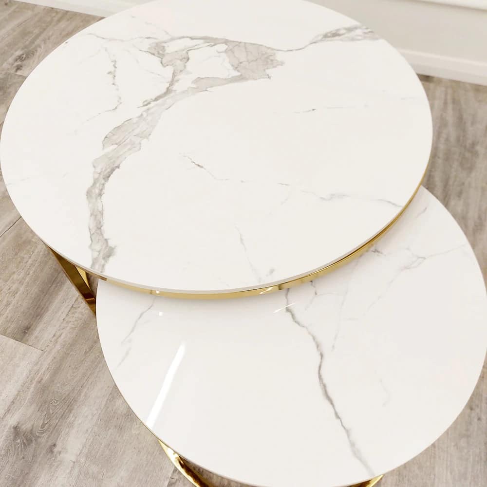 Gold Juno Round nest of 2 tables with Polar White Sintered Stone Top