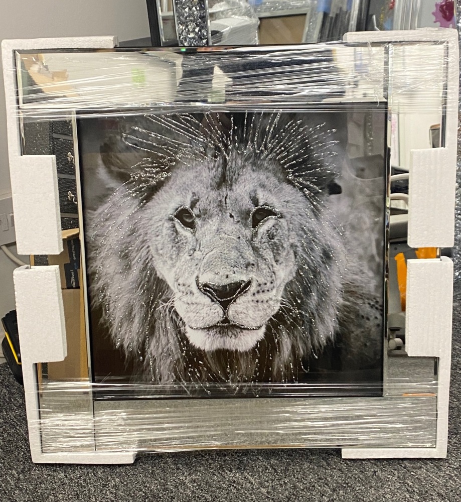 Mirror framed Lion head Silver Glitter 60cm x 60cm