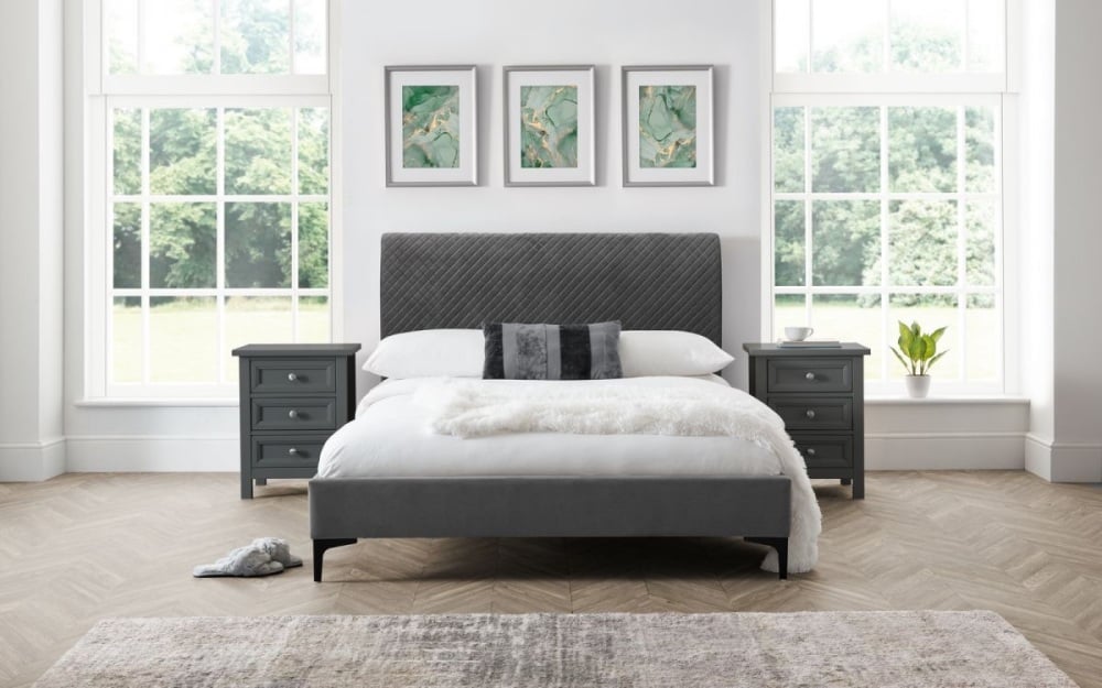 Sanderson Diamond Quilted Velvet  Bed Come in 3 sizes