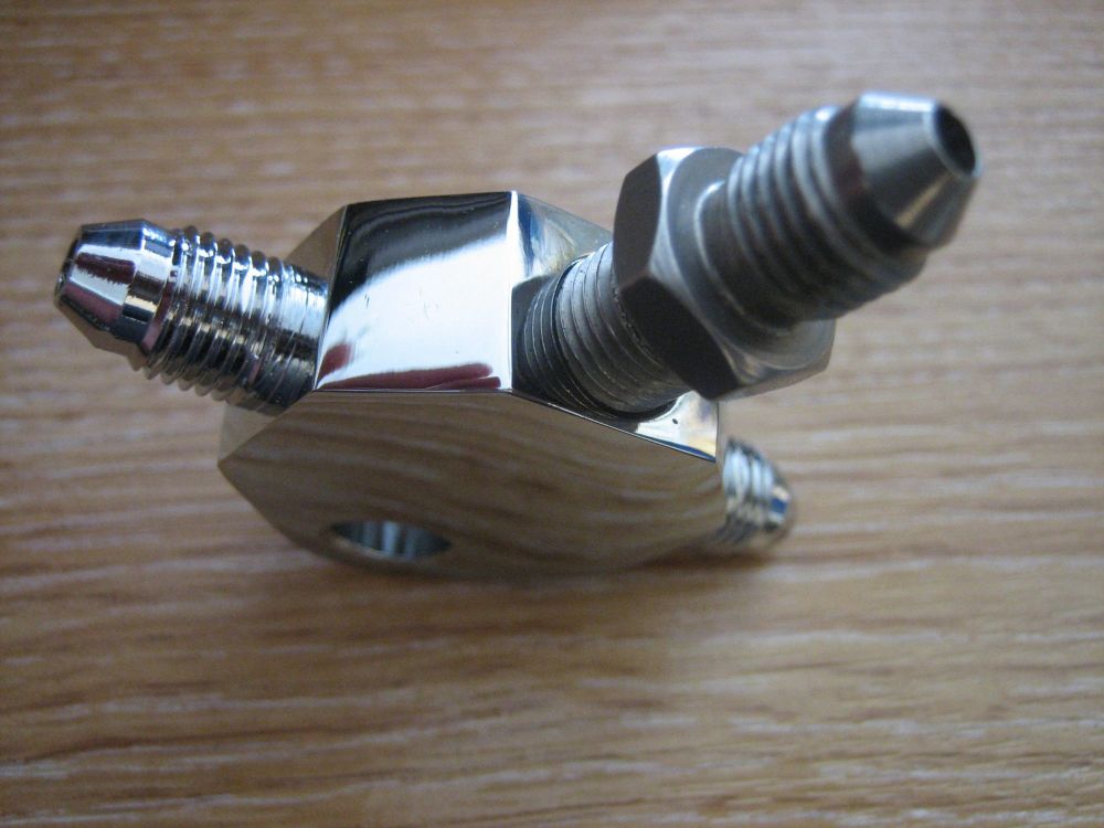 AN3 Splitter for use with Goodridge AN3 brake hoses