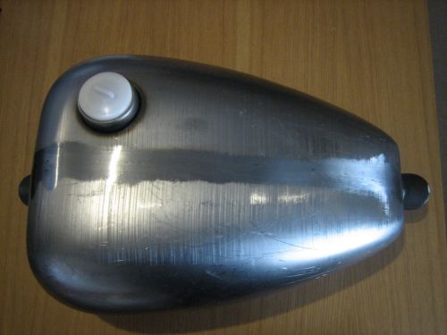Single Cap Mustang Gas RIGHT sided TAP Cycle Haven. Harley / Chopper / Bobb