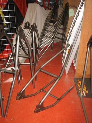 Weld on Hardtail WIDE 259mm axle I.D. width, Cold Drawn Seamless tubing