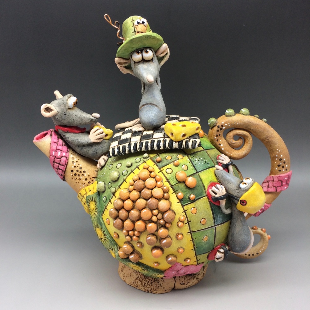 Mouse Family Teapot Ceramic