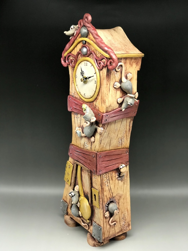 Mouse Design, Grandfather Style Mantel Clock 